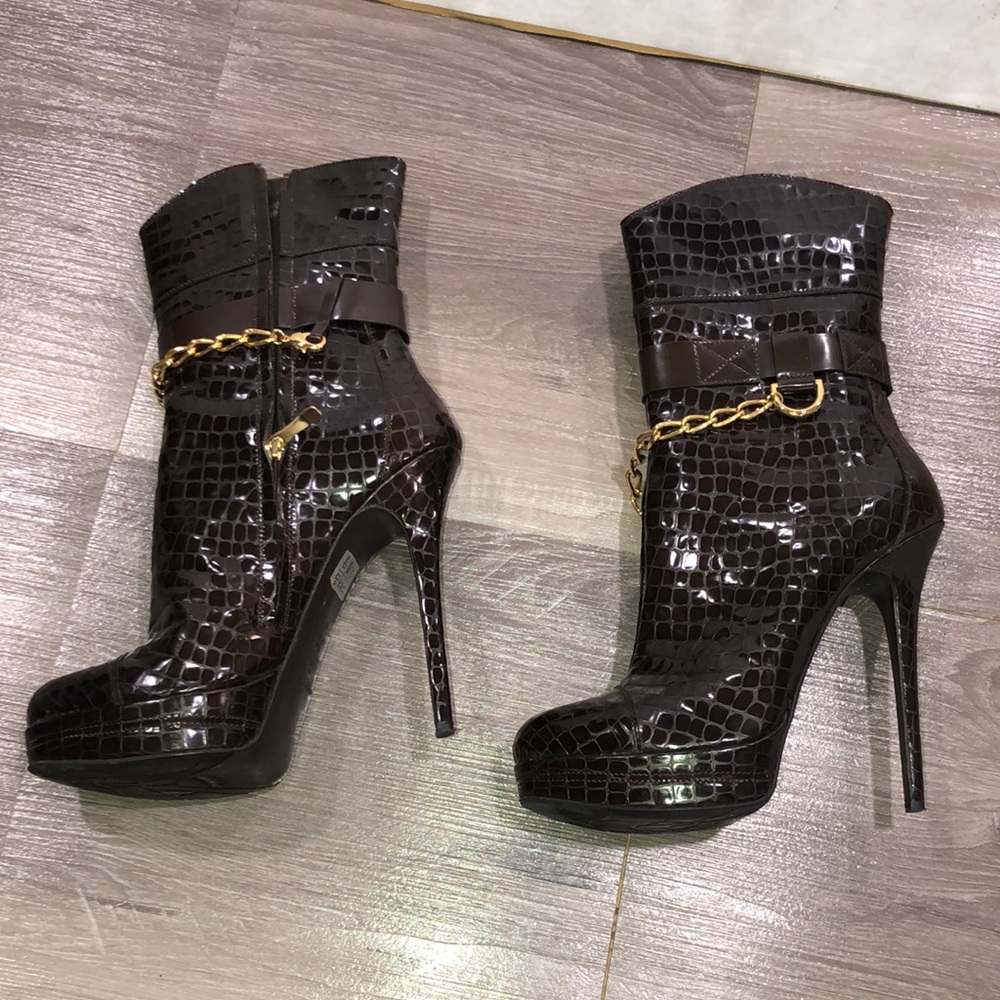 Gianmarco Lorenzi Black Croc-Embossed Heeled Boots